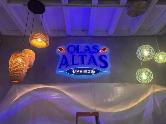 Letrero neón personalizado en Mexicali
