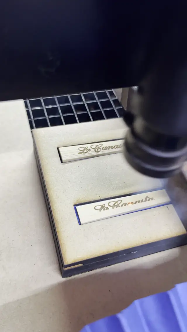 Grabado láser de posavasos